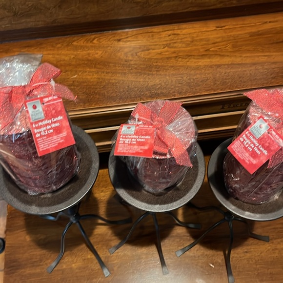 Party lite candle holders with candles. Like new condition. - Picture 2 of 7